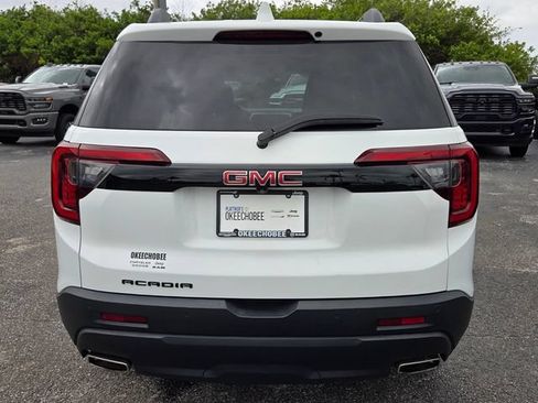 Used 2022 GMC Acadia SLE w/ Driver Convenience Package FWD image 14