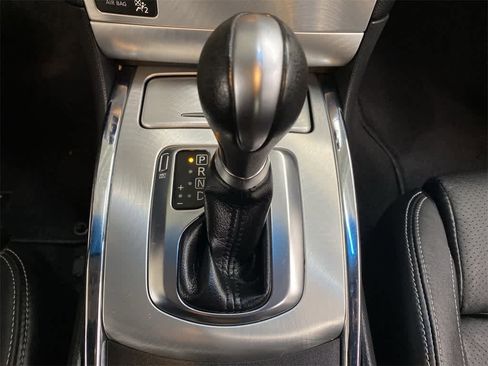 Used 2013 INFINITI G37 x w/ Premium Pkg image 26