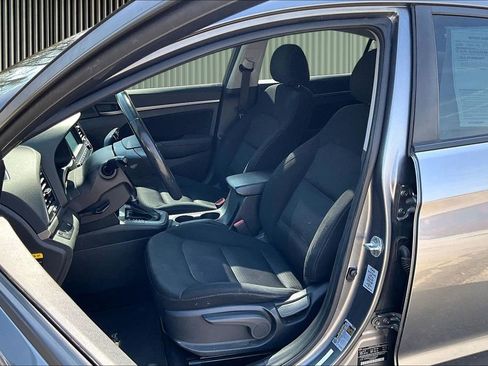 Used 2018 Hyundai Elantra Value Edition w/ Cargo Package image 25