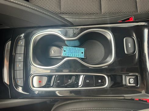 Used 2023 Buick Envision Preferred FWD image 18