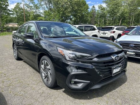 Used 2025 Subaru Legacy Limited image 1