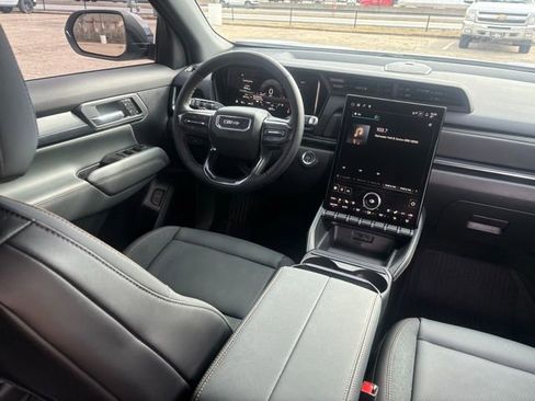 Used 2026 GMC Terrain AT4 w/ Convenience Package III image 23