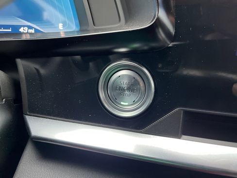 Used 2023 Chevrolet Corvette Stingray Coupe w/ 1LT image 28