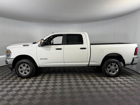 Used 2025 RAM 2500 Big Horn AWD/4WD image 11