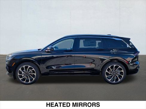 New 2026 Lincoln Nautilus Black Label image 3
