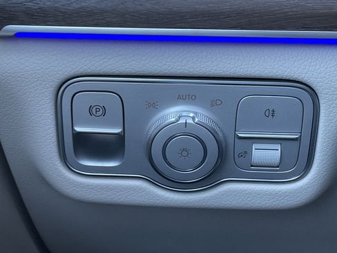 New 2026 Mercedes-Benz GLE 450 4MATIC image 21