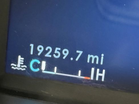 Used 2023 Lincoln Corsair Reserve w/ Equipment Group 201A image 27