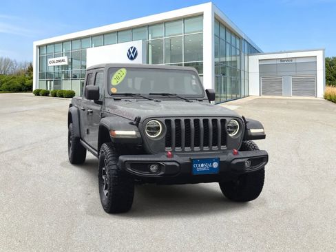 Used 2022 Jeep Gladiator Rubicon w/ LED Lighting Group AWD/4WD image 4