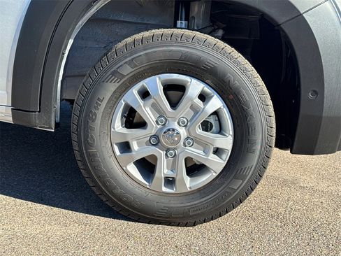 New 2026 RAM ProMaster 2500 w/ Quick Order Package 22G SLT image 7