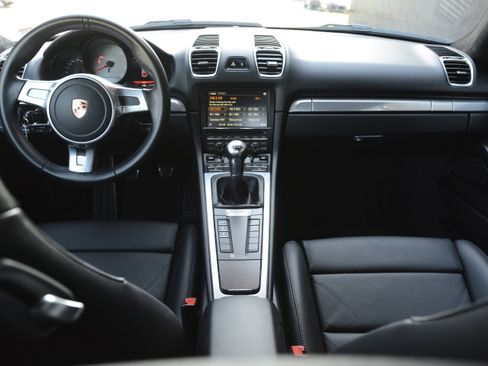 Certified 2016 Porsche Cayman S image 12
