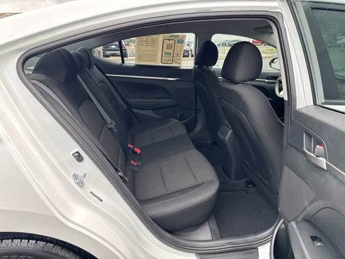 Used 2020 Hyundai Elantra SE w/ Cargo Package (C1) FWD image 35