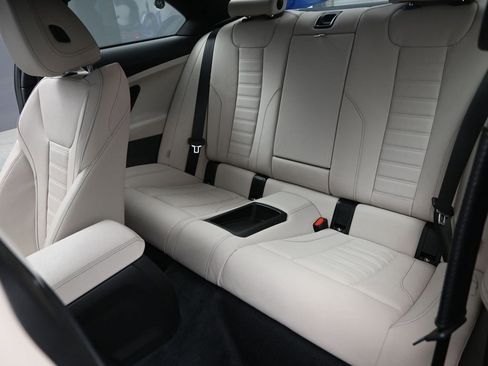 Used 2024 BMW 230i Coupe w/ M Sport Package image 18