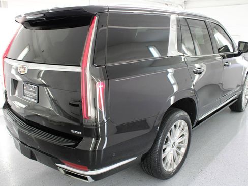 Used 2022 Cadillac Escalade Premium Luxury w/ Performance Package RWD image 9