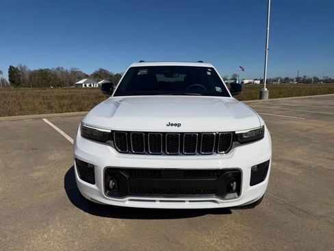 Used 2023 Jeep Grand Cherokee L Overland w/ Trailer Tow Group (B) image 8