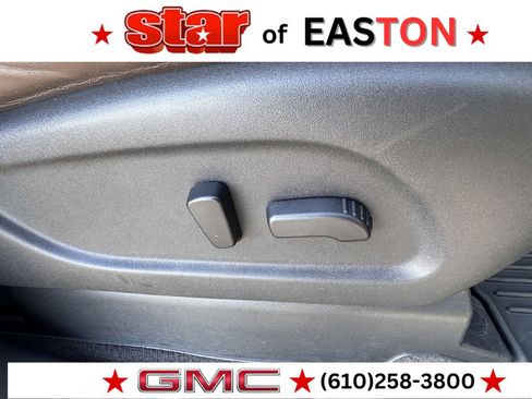 Used 2021 Nissan Titan Platinum Reserve w/ Moonroof Package image 10