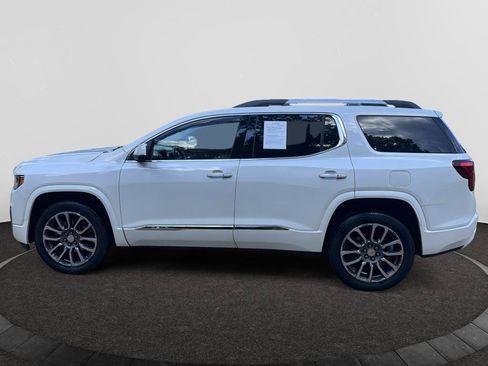 Used 2022 GMC Acadia Denali w/ Denali Ultimate Package FWD image 2
