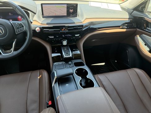 Used 2024 Acura MDX w/ Technology Package AWD/4WD image 13
