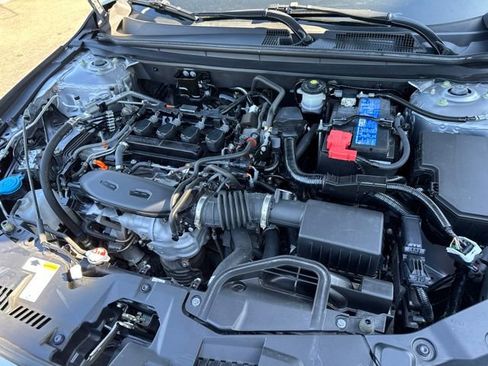 Used 2023 Honda Accord EX image 24