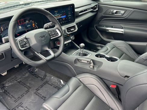 New 2025 Ford Mustang GT Premium w/ GT Performance Package RWD image 9