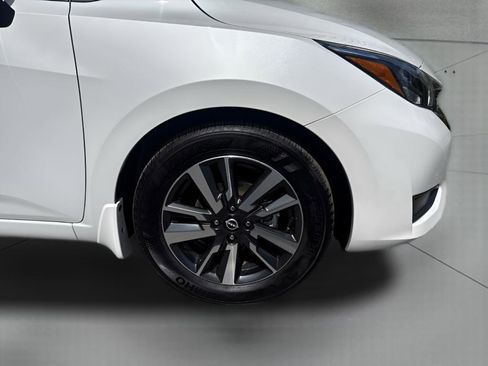 Used 2025 Nissan Versa SV w/ Trunk Package image 2