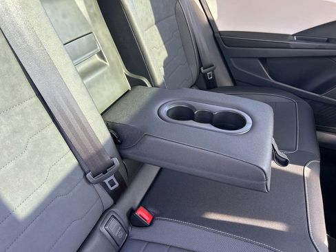 New 2026 Volkswagen Taos SE image 50