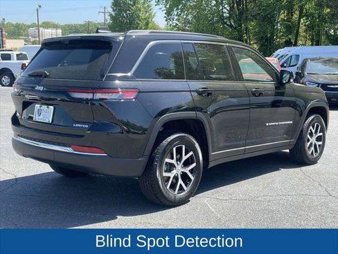 Certified 2025 Jeep Grand Cherokee Limited w/ Luxury Tech Group II AWD/4WD image 9