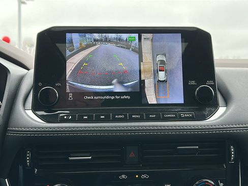 Certified 2023 Nissan Rogue SL w/ SL Premium Package image 19