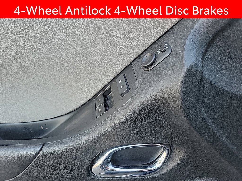 Used 2014 Chevrolet Camaro LS RWD image 10