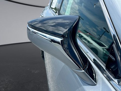 Used 2025 Lexus ES 350 w/ Premium Package FWD image 29