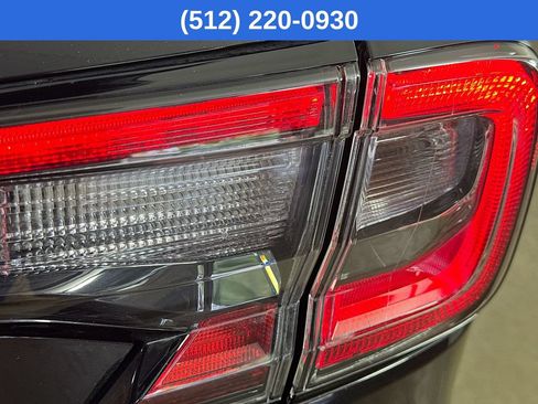 Used 2025 Subaru Outback Premium AWD/4WD image 32