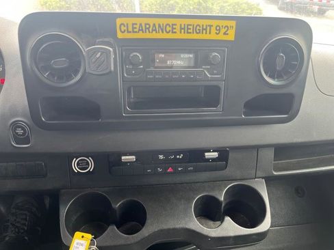 Used 2019 Mercedes-Benz Sprinter 170 image 14