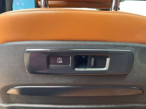 Used 2019 BMW X5 xDrive40i w/ Convenience Package AWD/4WD image 19