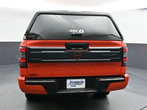 Used 2025 Nissan Frontier PRO-4X w/ Pro Premium Package image 13
