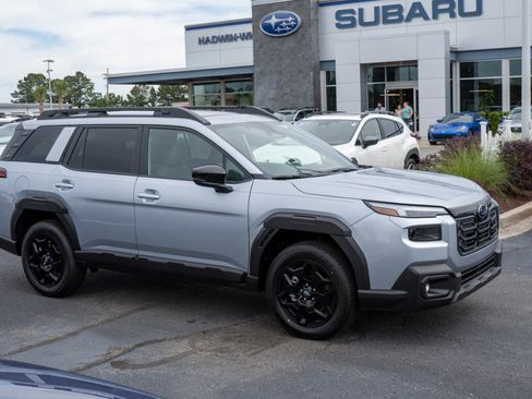 New 2026 Subaru Outback Limited AWD/4WD image 1