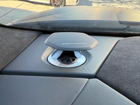 Used 2023 Lamborghini Urus S image 44