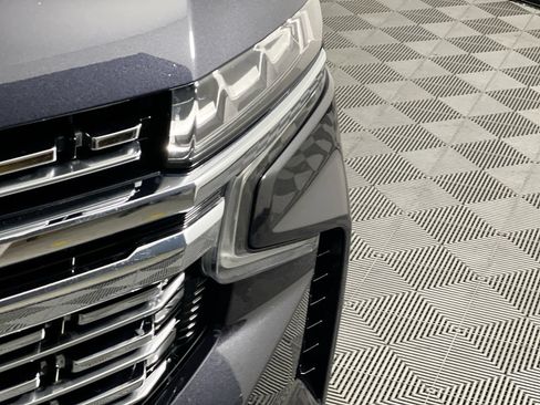 Used 2022 Chevrolet Tahoe Premier AWD/4WD image 9