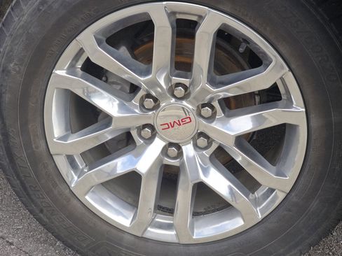 Used 2020 GMC Sierra 1500 SLT w/ SLT Premium Package AWD/4WD image 10