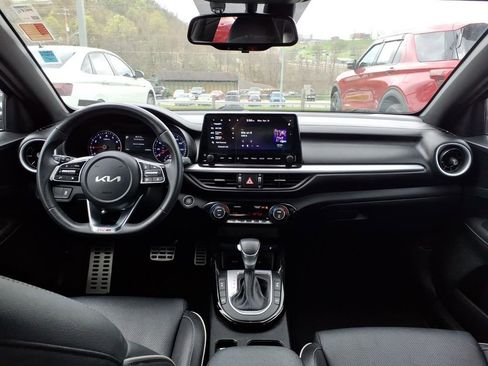 Used 2024 Kia Forte GT-Line w/ GT-Line Premium Package image 15