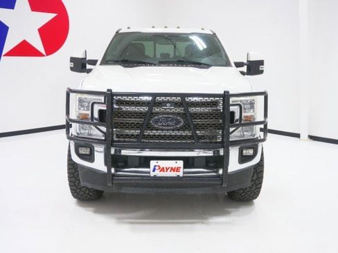 Certified 2022 Ford F250 Lariat AWD/4WD image 2