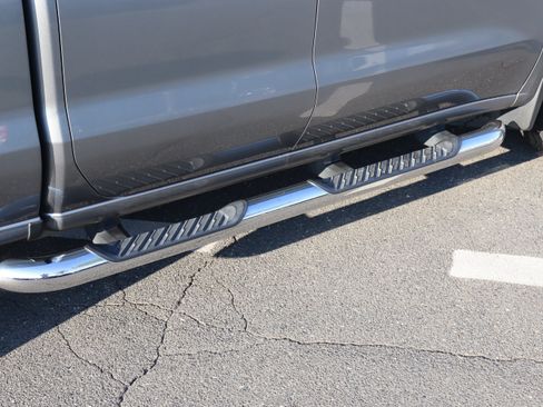 Used 2021 Chevrolet Silverado 1500 LT AWD/4WD image 12