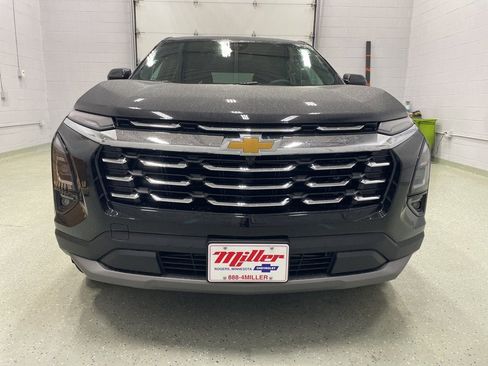 New 2026 Chevrolet Equinox LT w/ Convenience Package II image 7