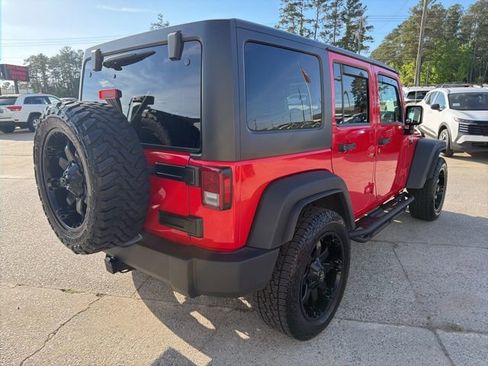 Used 2017 Jeep Wrangler Unlimited Sport image 6