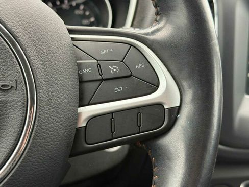 Used 2020 Jeep Compass Latitude w/ Popular Equipment Group image 29