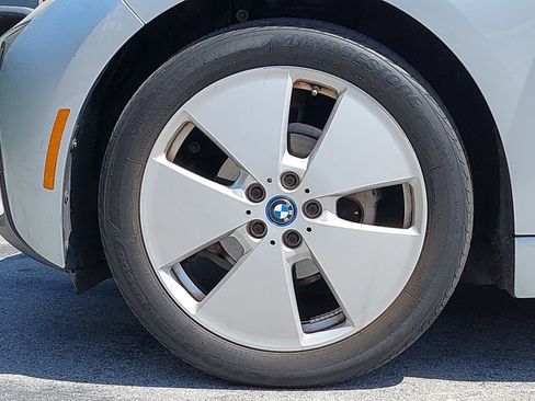 Used 2014 BMW i3 image 10