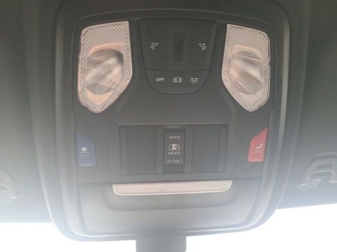 Used 2024 RAM 1500 Big Horn image 18