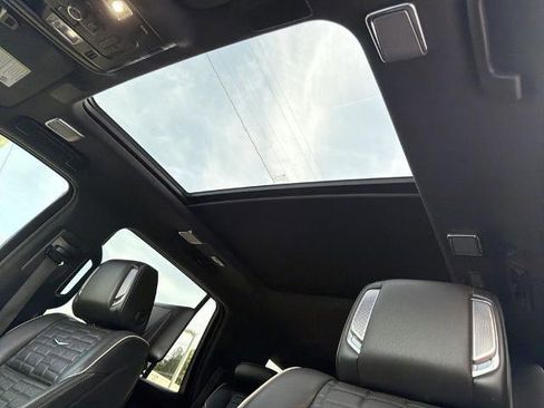 Used 2021 Cadillac Escalade Premium Luxury Platinum w/ LPO, Radiant Package AWD/4WD image 38