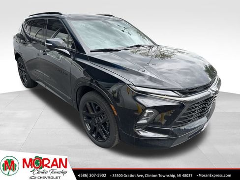 Used 2024 Chevrolet Blazer RS w/ Driver Confidence II Package AWD/4WD image 2