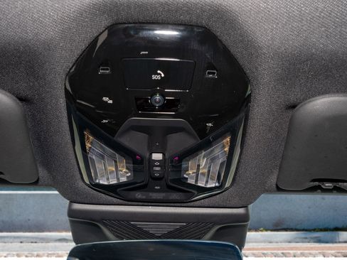 Used 2025 BMW X3 xDrive30i image 23