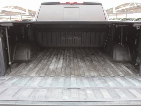 Used 2024 GMC Sierra 1500 AT4 w/ Technology Package image 6