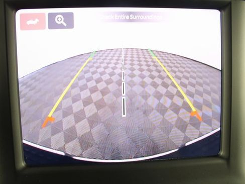 Used 2024 RAM 2500 Big Horn w/ Bed Utility Group image 3